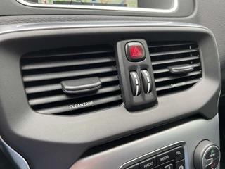 Volvo V40 Volvo V40 2.0 T2 Inscription Clima Adapt cruise Led NAP - afbeelding nr 24