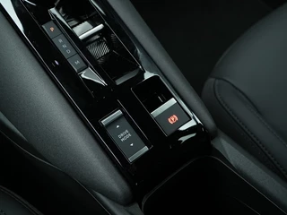 Alfa Romeo Junior Alfa Romeo Junior 1.2 Turbo 136 PK Ibrida Speciale | Techno | Direct Leverbaar - afbeelding nr 32