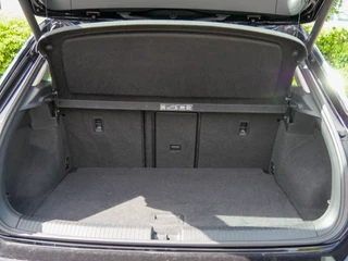 Volkswagen T-Roc Volkswagen T-Roc 1.5 TSI 150PK Automaat Sport | TREKHAAK | CAMERA | CARPLAY | - afbeelding nr 21