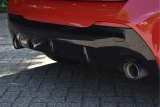 BMW 1 Serie BMW 1 Serie 120i M-Sport | NL-Auto | Nieuw € 60.000,- | Headup | Open dak | Camera | Elekt.stoelen | Carplay | Full LED - afbeelding nr 35