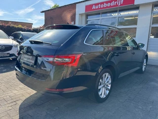 Škoda Superb - afbeelding nr 2