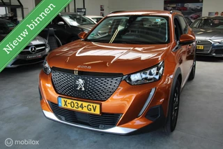 Peugeot 2008 Peugeot 2008 1.2 PureTech Blue Lease Allure/Led/Navi/Cam/ - afbeelding nr 1