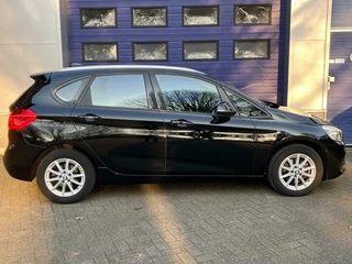 BMW 2 Serie BMW 2-serie Active Tourer 218i l Trekhaak l Navi l Climate - afbeelding nr 6