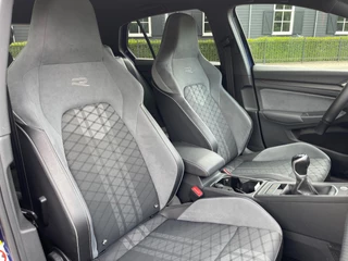Volkswagen Golf Volkswagen Golf 1.5 TSI 2X R-LINE CAMERA VIRTUAL DISPLAY SFEERVERLICHTING IQ-LED - afbeelding nr 4