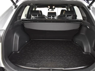 Toyota RAV4 Toyota RAV4 2.5 Hybrid AWD Bi-Tone | Parkeersensoren V+A | Stoelverwarming - afbeelding nr 14