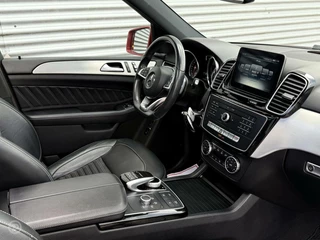 Mercedes-Benz GLE Mercedes-Benz GLE-klasse 350 d 4MATIC AMG Sport Edition Panoramadak Trekhaak Luchtvering - afbeelding nr 6