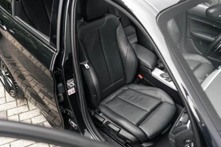 BMW 1 Serie BMW 1-serie M140i xDrive Harman Kardon Dak Leer - afbeelding nr 32