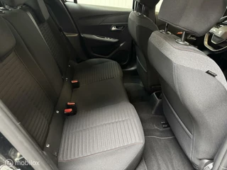 Peugeot 208 Peugeot 208 1.2 100PK Carplay, Navi, Airco, NW Distributieri - afbeelding nr 16