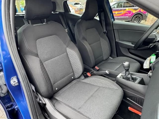 Renault Clio Renault Clio 1.0 TCe 100pk ZEN 5-DEURS CARPLAY/LED/PDC/NL-AUTO/1E EIG. - afbeelding nr 9