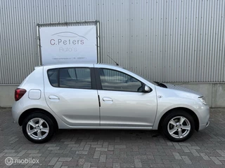 Dacia Sandero Dacia Sandero 0.9 TCe Laureate 2017 / Airco / Navigatie / DAB / Dealeronderhouden NAP - afbeelding nr 8