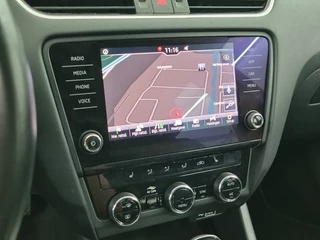 Škoda Octavia Škoda Octavia Combi 1.5 TSI Greentech Business Edition (150 PK) 1e-Eig. & Keurig-Onderh. BOVAG-Garantie. NL-Auto. - afbeelding nr 15