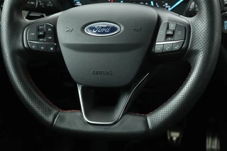 Ford Fiesta Ford Fiesta 1.0 EcoBoost ST-Line | Stoel & stuurverwarming |  Camera | Carplay | Climate control | Sportstoelen | Cruise control | PDC | Bluetooth - afbeelding nr 10
