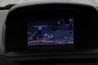 Ford Fiesta Ford Fiesta 1.0 EcoBoost Titanium | Camera | Trekhaak |  Climate control | Navigatie | Cruise control | Verwarmde voorruit | PDC | Regensensor - afbeelding nr 14