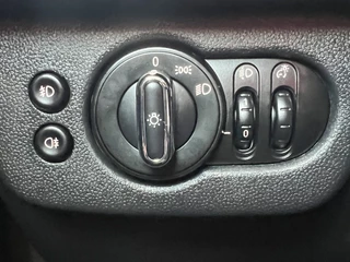 MINI Clubman Navigatie Plus DAB Clima + Cruise Control 17 Inch Velgen Carplay Parkeersensoren Alarm NL Auto - afbeelding nr 28
