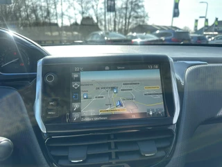Peugeot 208 Peugeot 208 1.2 PureTech Première | Carplay | Pano | Clima - afbeelding nr 12