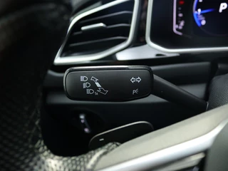Volkswagen T-Roc Volkswagen T-Roc 1.5 TSI R-Line | Parkeersensoren | Stoelverwarming | Carplay | - afbeelding nr 25