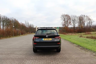 Škoda Kodiaq Skoda Kodiaq 1.5 TSI Business Edition panodak deels leder adaptive cruise stoelverwarming trekhaak camera carplay android navigatie dab - afbeelding nr 14