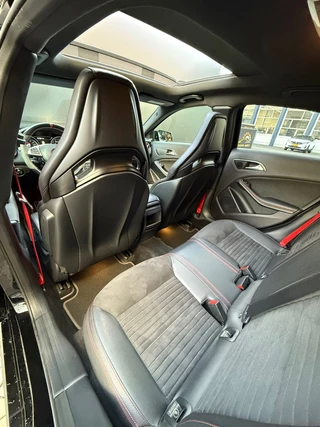 Mercedes-Benz A-Klasse Mercedes-Benz A-klasse AMG 45 4MATIC|Pano|Schaalstoelen|H&K - afbeelding nr 45