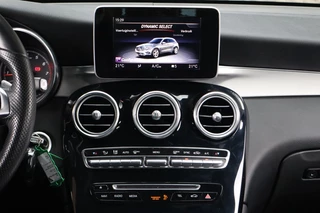 Mercedes-Benz GLC Mercedes-Benz GLC 250 4MATIC | AMG | Leer | Cruise | LED - afbeelding nr 18