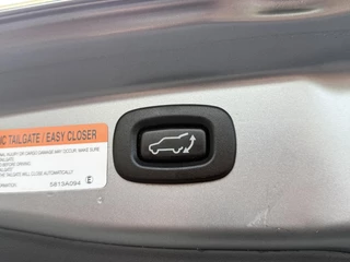 Mitsubishi Outlander Mitsubishi Outlander 2.0 PHEV Instyle 2e Eigenaar,Navi,Schuifdak,Camera,Stoelverwarming,Leder,Clima,Cruise,Pdc V+A,Nieuwe Apk bij Aflevering - afbeelding nr 22