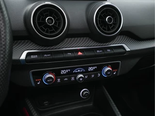 Audi SQ2 Aut. *PANO | BANG/OLUFSEN-AUDIO | FULL-LED | LEATHER-ALCANTARA | DIGI-COCKPIT | NAVI-FULLMAP |  HEATED-SEATS | SHIFT-PADDLES | SPORT-SEATS | KEYLESS | 19