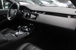 Land Rover Range Rover Evoque Land Rover Range Rover Evoque 2.0 P200 AWD R-Dynamic SE / Camera / Leder / 18'' / Apple CarPlay / Getint glas / Cruise Control - afbeelding nr 13