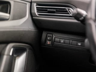 Peugeot 308 Peugeot 308 1.2 PureTech Sport (APPLE CARPLAY, GROOT NAVI, LM VELGEN, PARKEERSENSOREN, SPORTSTOELEN, CRUISE, LANE ASSIST, NIEUWSTAAT) - afbeelding nr 23