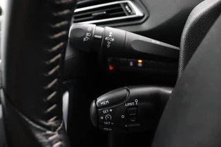 Peugeot 308 Peugeot 308 SW 1.6 BlueHDI Premium*PANO*CRUISE*NAVI*ECC* - afbeelding nr 19
