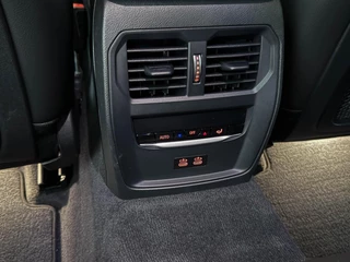 BMW 3 Serie BMW 3-serie Touring 330e 293pk M-Sport High Executive | Laser LED | Carplay | Adaptive cruise | Trekhaak - afbeelding nr 24