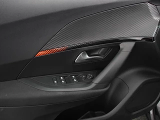 Peugeot 2008 Peugeot 2008 1.2 PureTech Active Pack | Navigatie | Airco | Cruise Control | Led | Parkeer sensoren - afbeelding nr 13