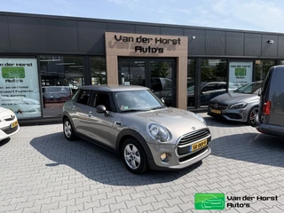 MINI 5-deurs 1.5 One airco navigatie 5 deurs