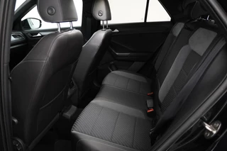 Volkswagen T-Roc Volkswagen T-Roc 1.6 TDI Style Business R-Line, Cruise Control, Apple Carplay, Parkeersensoren - afbeelding nr 16