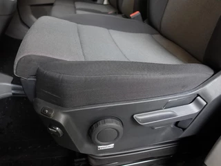 Volkswagen Crafter Volkswagen Crafter 2.0 TDI 177pk Automaat L3H3 / L2H2 Highline Airco App-connect ACC Camera Trekhaak - afbeelding nr 18