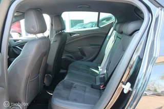 Opel Astra Opel Astra 1.4 Ultimate Bose/Led/AGR/Camera/ACC/Stoelverwarming - afbeelding nr 14