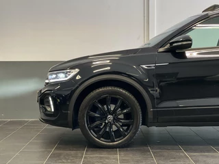 Volkswagen T-Roc Volkswagen T-Roc 1.5 TSI 3 X R-LINE | Full | Trekhaak | Dodehoek | Pano | Camera | IQ LIGHT | - afbeelding nr 19