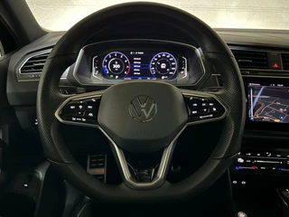 Volkswagen Tiguan Volkswagen Tiguan 1.5 TSI R-Line Black Style Pano H/K NAP - afbeelding nr 33