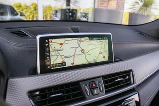 BMW X2 ➡️ BMW X2 sDrive18i F39 High Executive Edition M-sport | M-pakket | Dakraam | 2e eigenaar | Head up | Harman-Kardon | Camera | Leer | LED | Navi | PDC | 19 inch |  Stoelverwarming | Automaat | - afbeelding nr 27