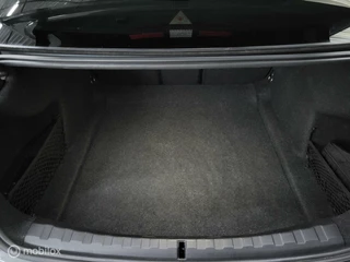 BMW 3 Serie BMW 3-serie 320i Executive Edition Aut./Digitaal dash/Nap! - afbeelding nr 23