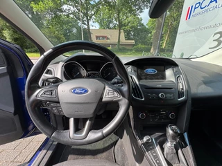 Ford Focus Ford Focus 1.0 Titanium Airco/Lichtmetalen velgen/Navi/Parkeersensoren - afbeelding nr 13