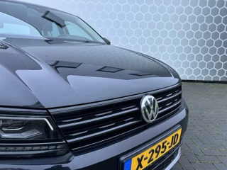 Volkswagen Tiguan Volkswagen Tiguan 1.5 TSI ACT Highline R-line BLACK OPTIK - afbeelding nr 16