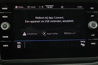 Volkswagen Tiguan Volkswagen Tiguan 1.5 TSI Life | Stoelverwarming | Trekhaak | LED Plus | Camera | Massage | Navigatie | Adaptive cruise | Ergo Active | Navigatie | Keyless - afbeelding nr 18