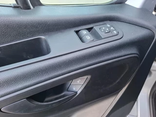 Mercedes-Benz Sprinter Mercedes-Benz Sprinter 311 2.2 CDI L2H2 AUTOMAAT / CAMERA / NAVI / CRUISE CONTROLE / 3 ZITS - afbeelding nr 19