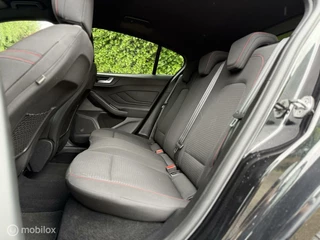 Ford Focus Ford Focus 1.0 EcoBoost ST Line | Carplay | PDC | - afbeelding nr 5