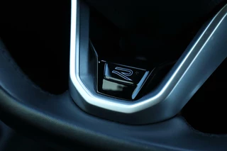 Volkswagen Golf Volkswagen Golf 8 Variant 1.5 eTSI / 3x R-Line / DSG / ACC / Matrix / DAB / LED / Trekhaak / 19