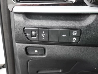 Kia Niro - Navigatie - Camera - Climate control - Cruise control - Trekhaak - Fabrieksgarantie tot 06-2027 - afbeelding nr 29