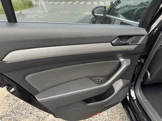 Volkswagen Passat Volkswagen Passat Variant 1.4 TSI ACT  automaat stoel stuur verwarming - afbeelding nr 28