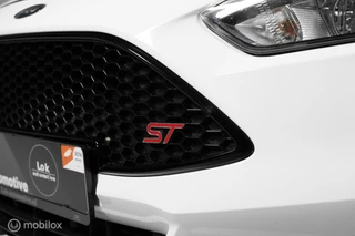 Ford Focus Ford Focus 2.0 EcoBoost ST-3|LEDER|CRUISE|STOEL&STUUR VERWARMING| - afbeelding nr 4