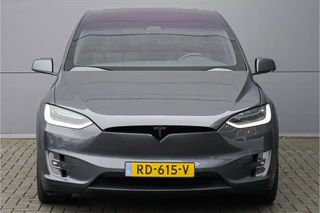 Tesla Model X 22