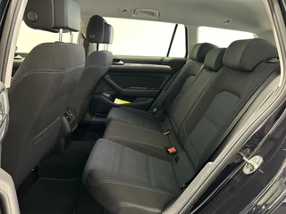 Volkswagen Passat Volkswagen Passat Variant 1.4 TSI PHEV GTE Business | Stoelverwarming | Trekhaak | DSG | Virtual Cockpit - afbeelding nr 19