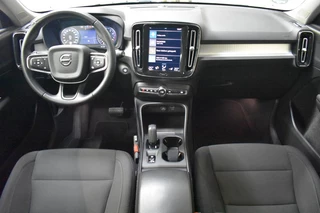 Volvo XC40 Volvo XC40 T2 129pk Aut. Business Pro | Driver Assist | Park Assist | BLIS - afbeelding nr 3